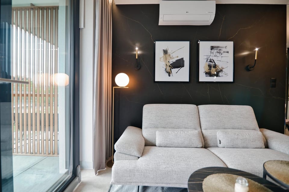 Living room, Seating area, air conditioner