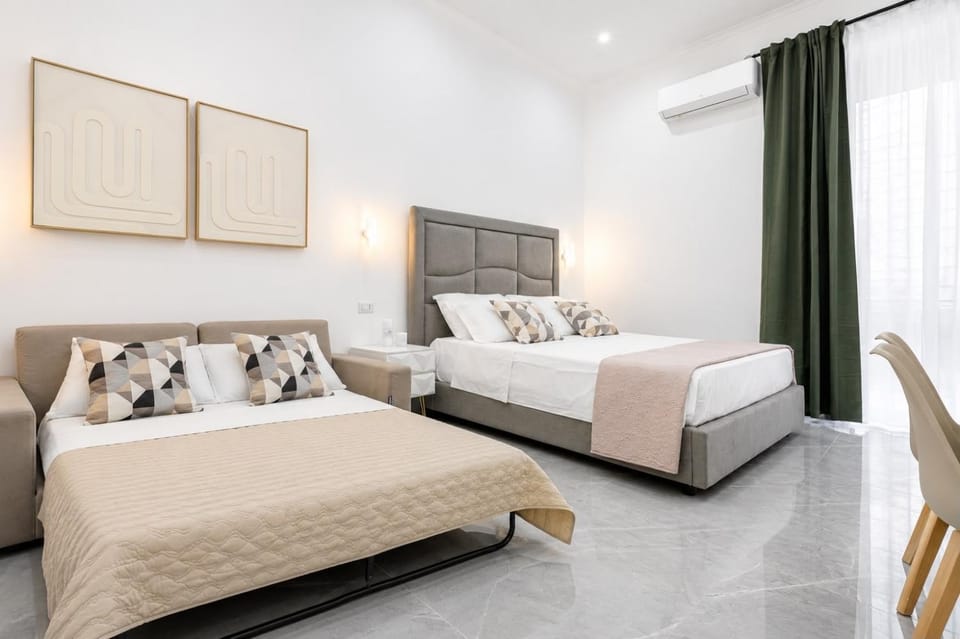 Giordano Suite Center Bed and Breakfast in Naples