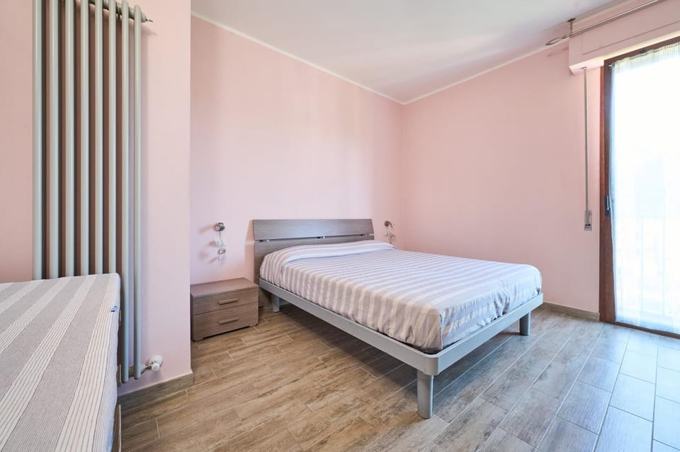 Property building, Living room, Bedroom