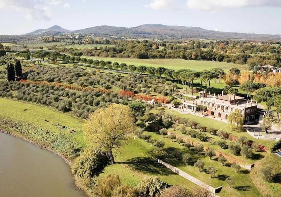 Bird's eye view, Mountain view