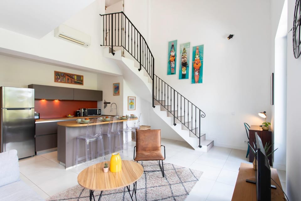C12 Staywizus - 2 BDR Duplex in Mougins - 2 Parking spaces, AC, Balcony & Pool Apartment in Mougins