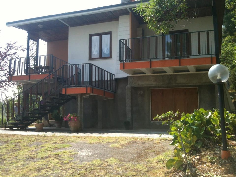 Agriturismo La Fornace di Poggiano Country House in Tuscany