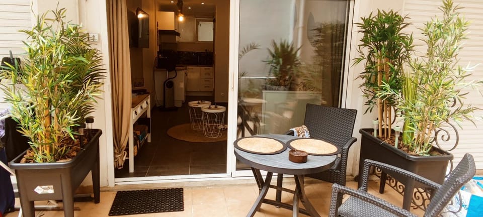 Patio, Balcony/Terrace