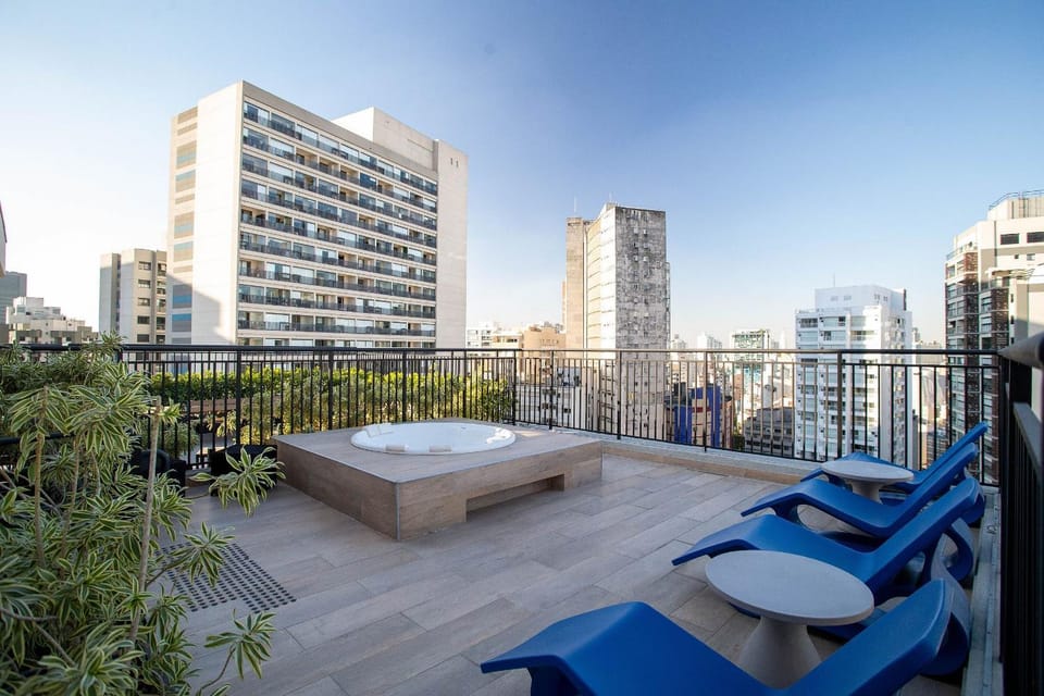 Day, Hot Tub, Solarium, View (from property/room), City view, sunbed