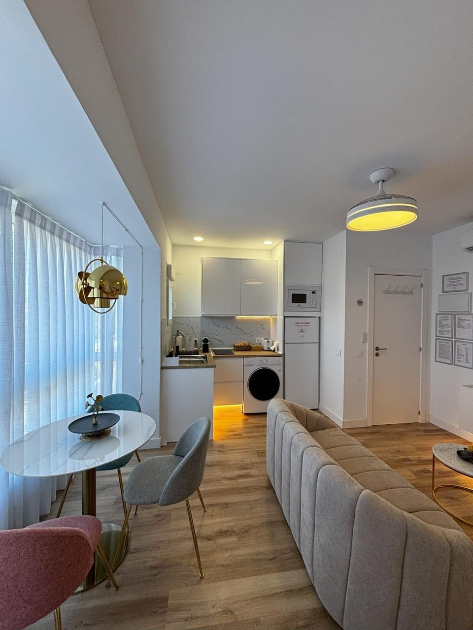 Kitchen or kitchenette, Living room, Dining area, microwave, washing machine, dryer