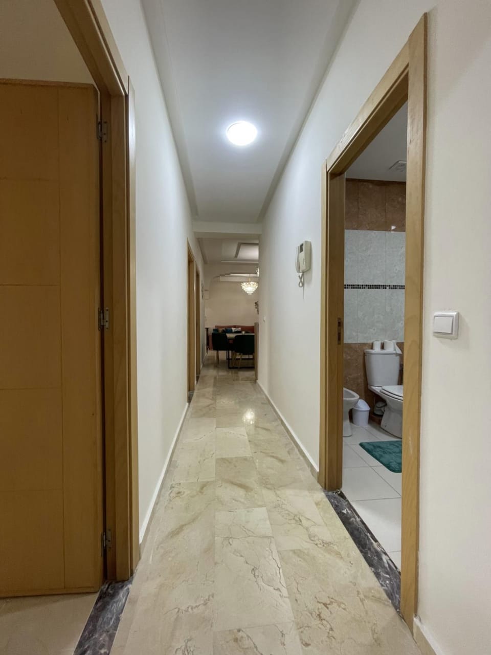 C21 Downtown Big Family and parking Apartment in Tangier