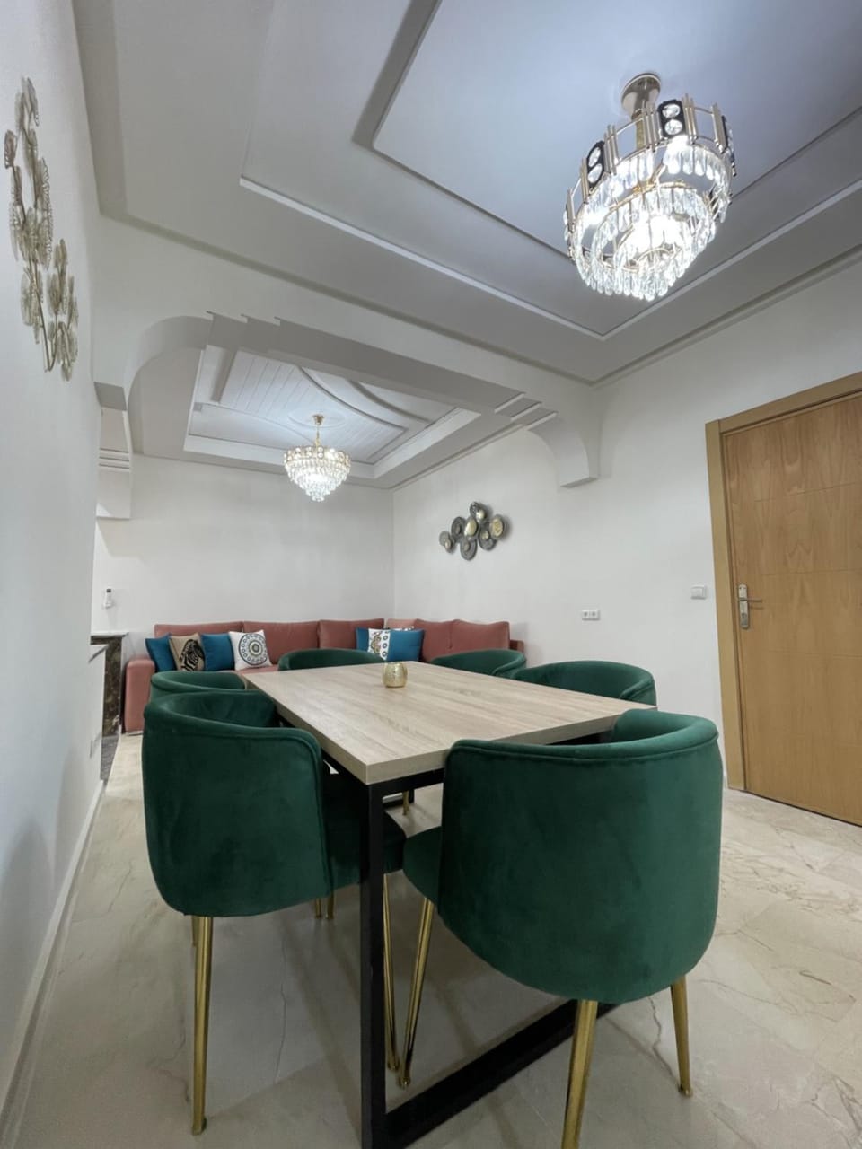 C21 Downtown Big Family and parking Apartment in Tangier