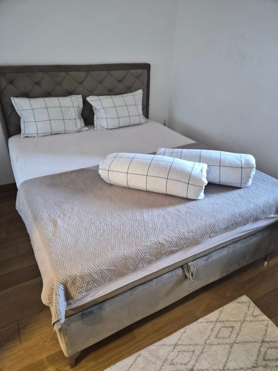 Apartment PARADISO - FREE PARKING Apartment in Novi Sad