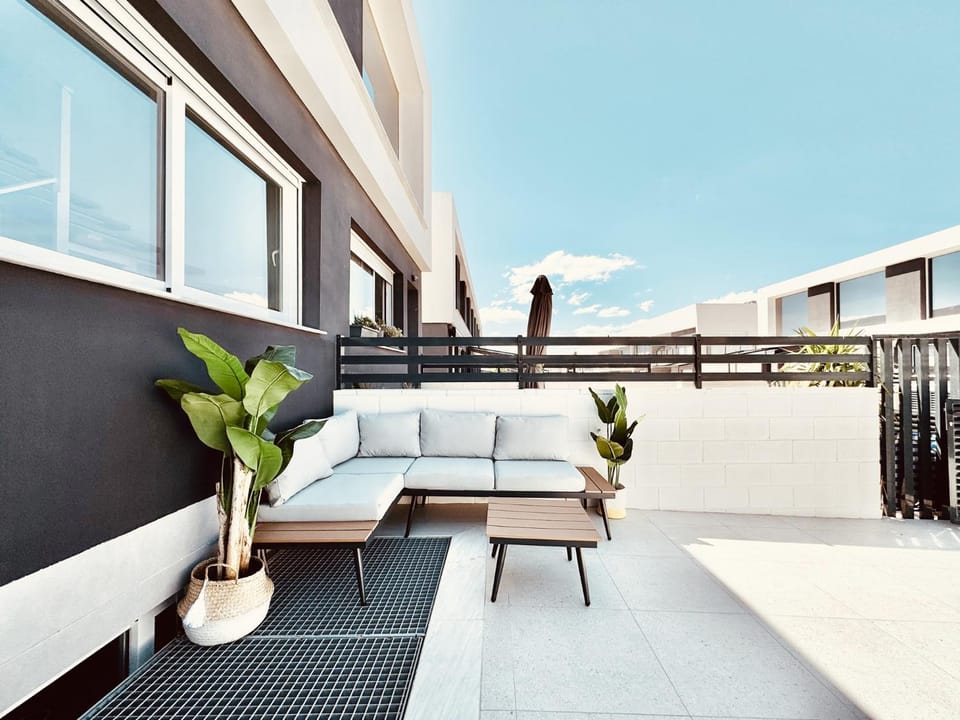 Balcony/Terrace, Balcony/Terrace