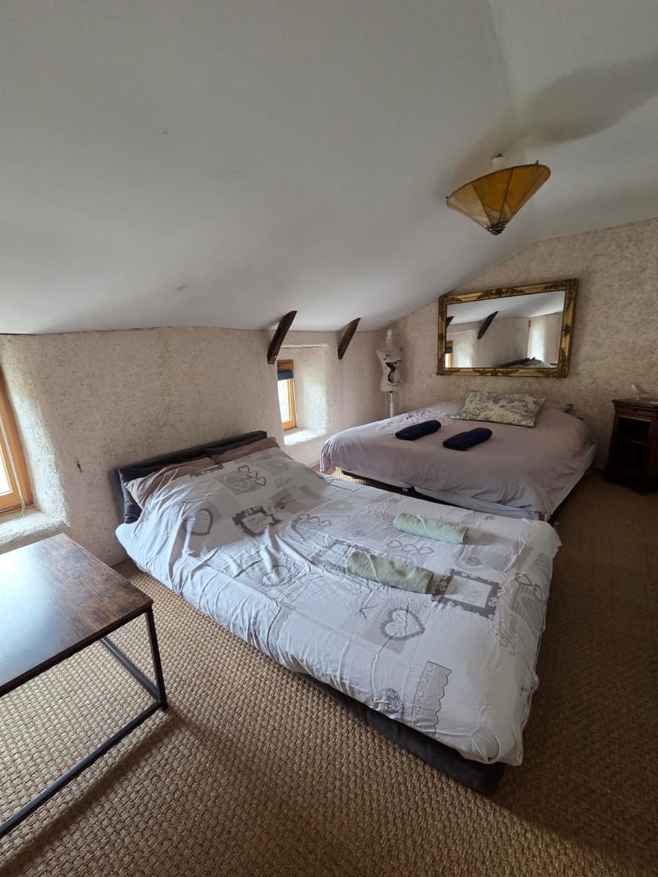 Bed, Photo of the whole room, Bedroom, towels