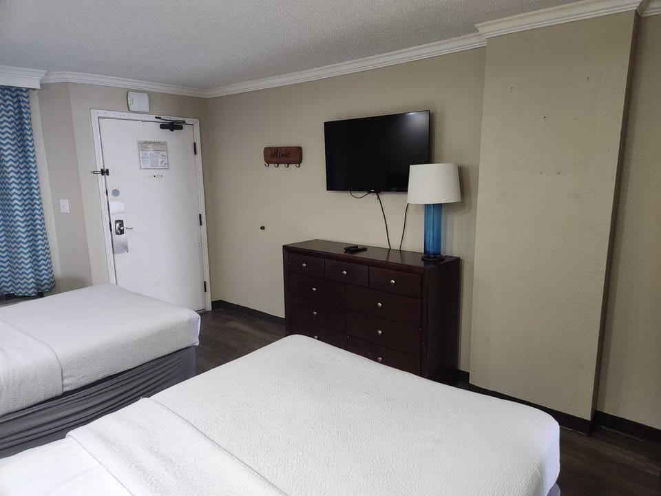 Direct Oceanfront 1 Bedroom with Stunning Views! Caravelle 841 House in Myrtle Beach