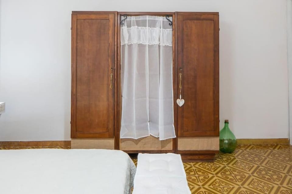 Casa Babylon, Bohemian Getaway Apartment in Olbia