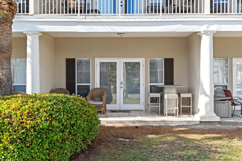 Caribbean Dunes 108 by Newman-Dailey Apartment in Destin
