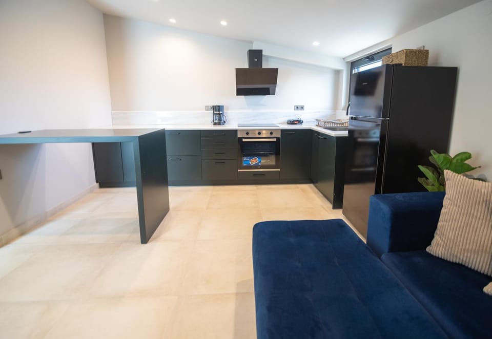 Seating area, kitchen