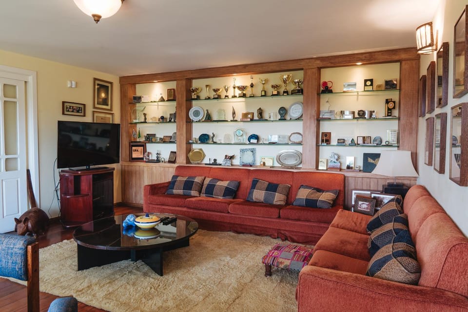 TV and multimedia, Seating area