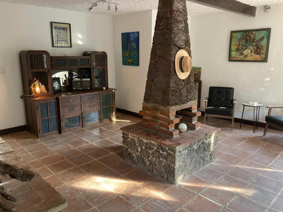 Facade/entrance, Living room, Lobby or reception, Seating area