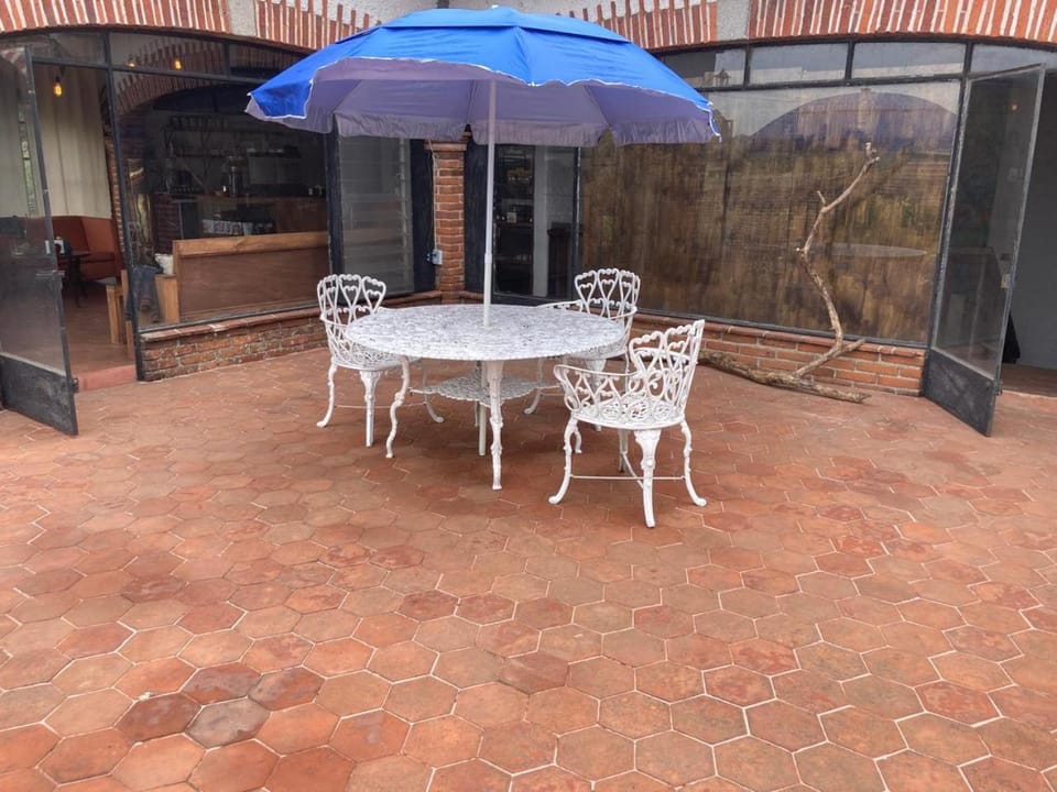 Property building, Patio, Day, View (from property/room), Balcony/Terrace, Dining area