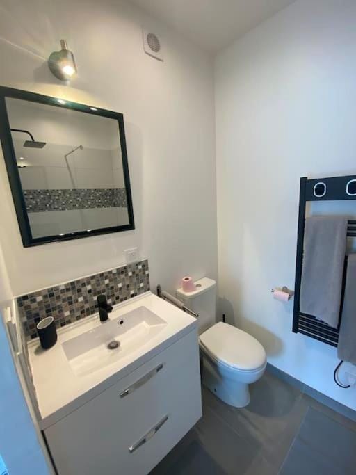 Beau studio neuf et équipé Apartment in Auvergne-Rhône-Alpes