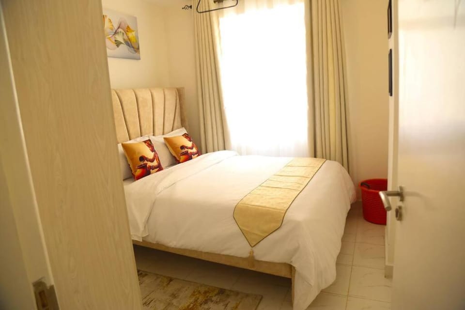Bed, Photo of the whole room, Bedroom, towels, wardrobe