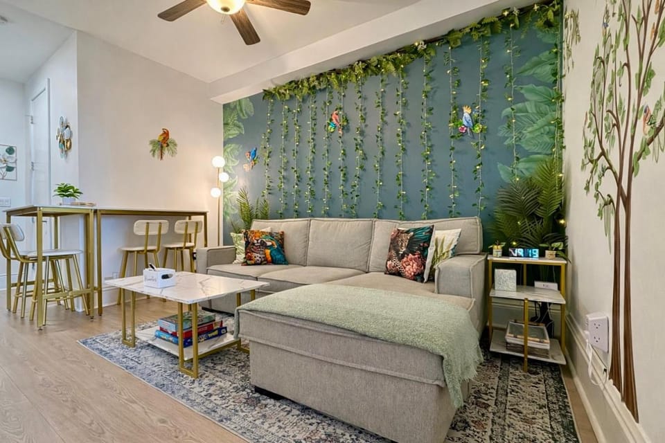 TV and multimedia, Living room, Dining area