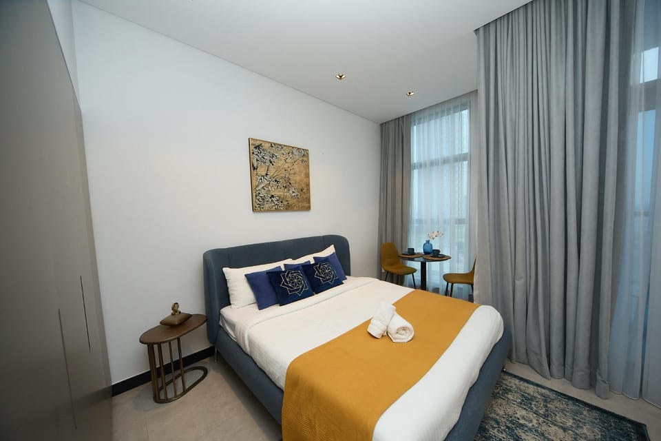 Cosy Studio on the Binghatti Canal Apartment in Dubai