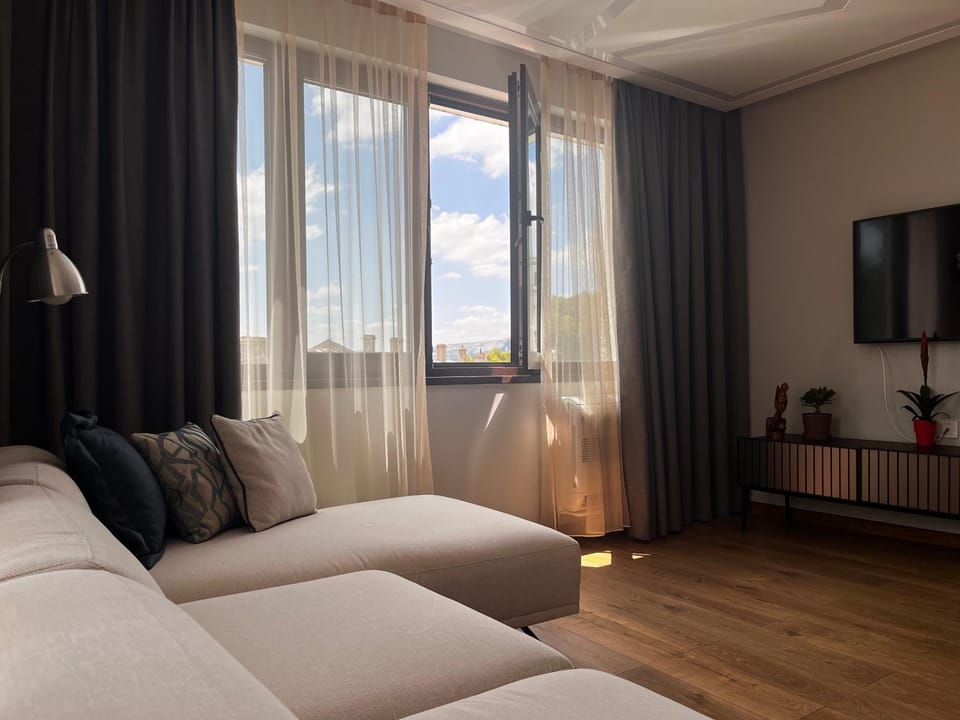Helen & Friends 3 bedrooms Apartment in Dobrich Province, Bulgaria