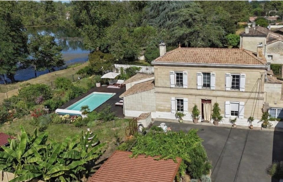 L'oasis girondine 4 étoiles House in Nouvelle-Aquitaine