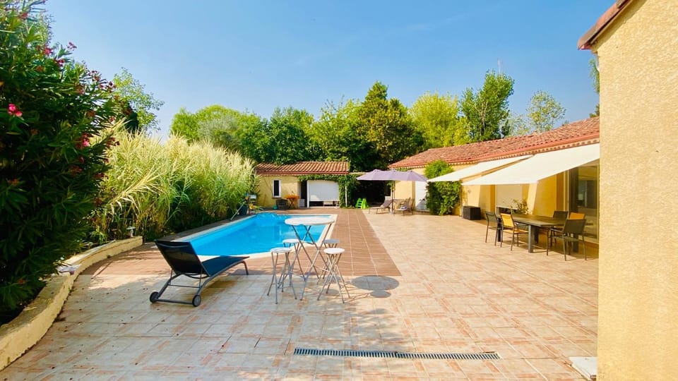 Chambre d hôtes chez l habitant Bed and Breakfast in Occitanie