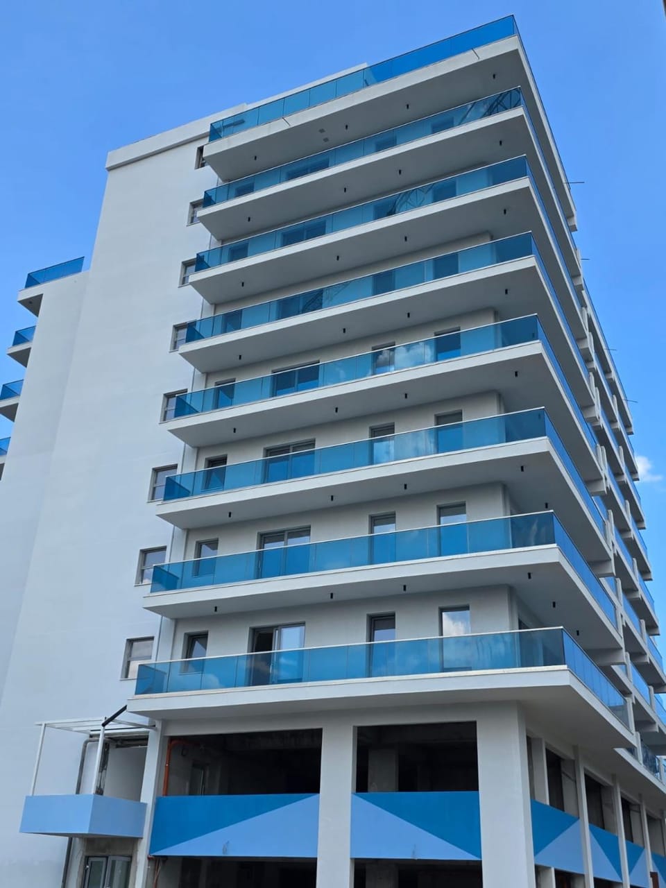 Property building, Day, View (from property/room), Balcony/Terrace, Beach, Parking