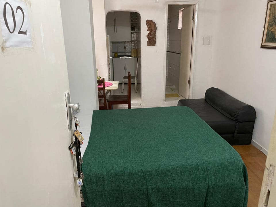 Bed, Photo of the whole room, Dining area, Bedroom