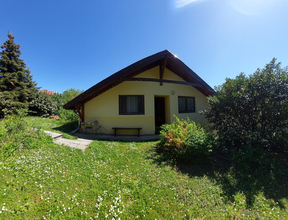 Kismókus Apartman Apartment in Slovakia