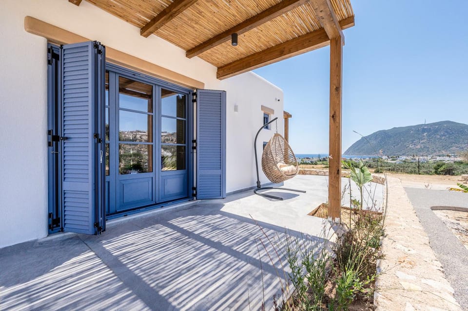 Patio, Day, Natural landscape, View (from property/room), Balcony/Terrace