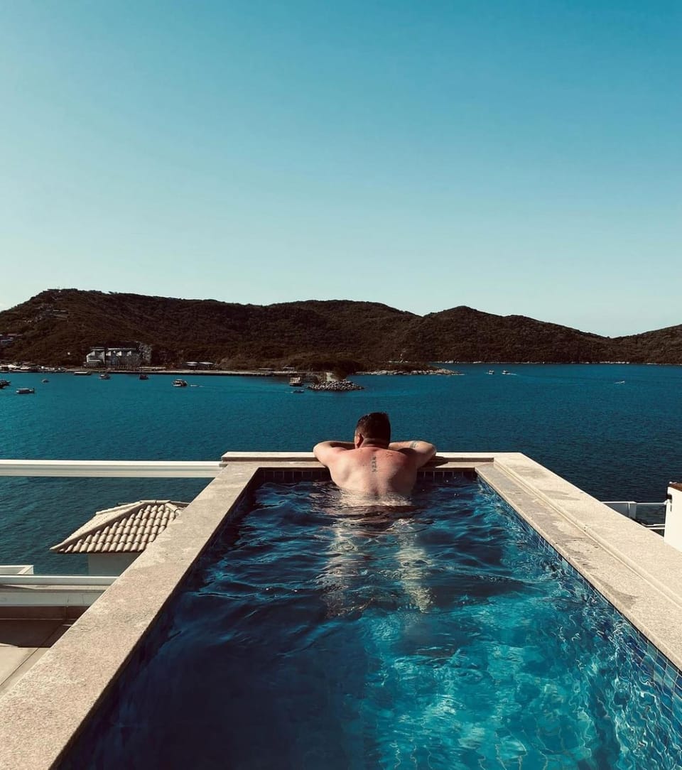 Swimming pool, sunbed