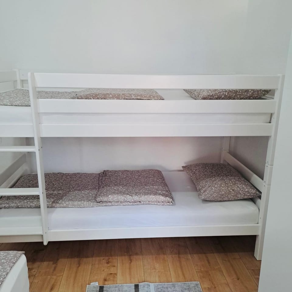 Photo of the whole room, bunk bed