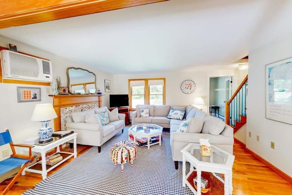 Seashore Splendor House in Eastham