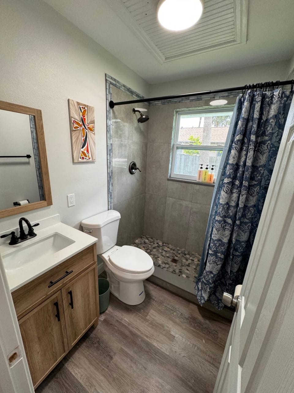 875 Oasis #4 Location! Apartment in Vero Beach