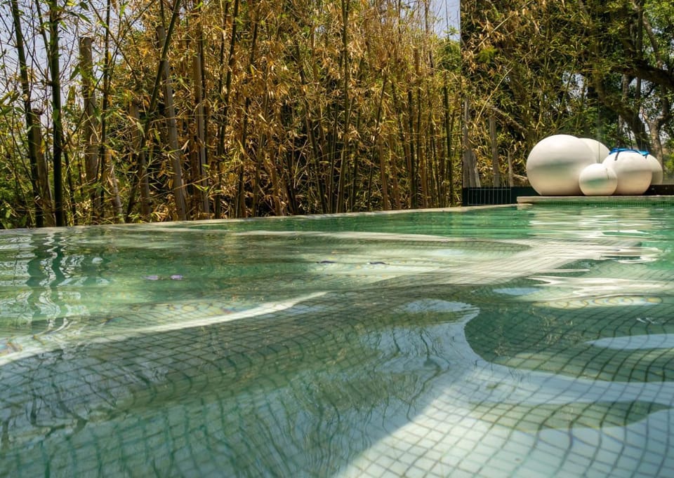 Pool view, Swimming pool