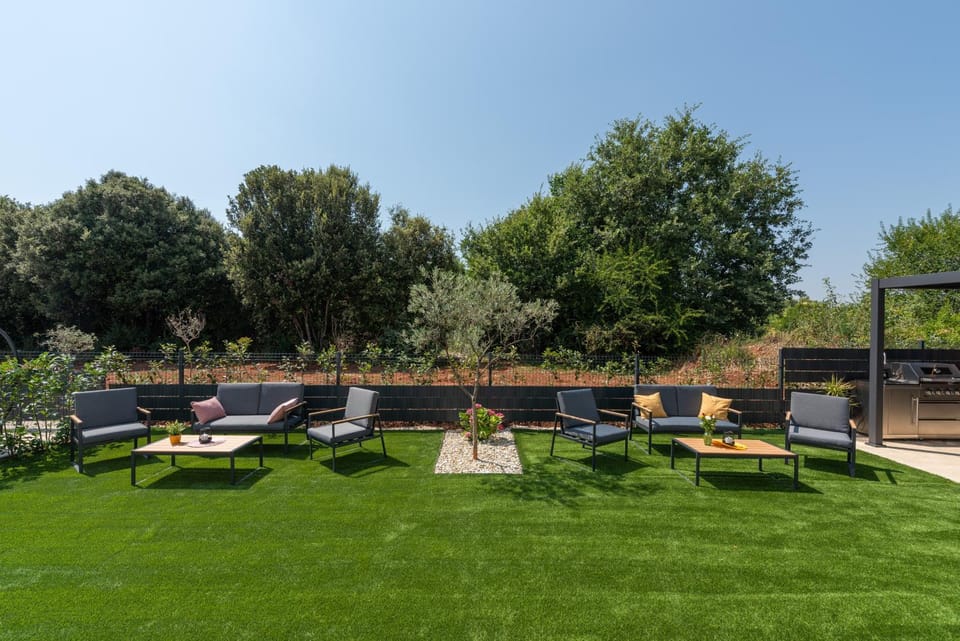 Seating area