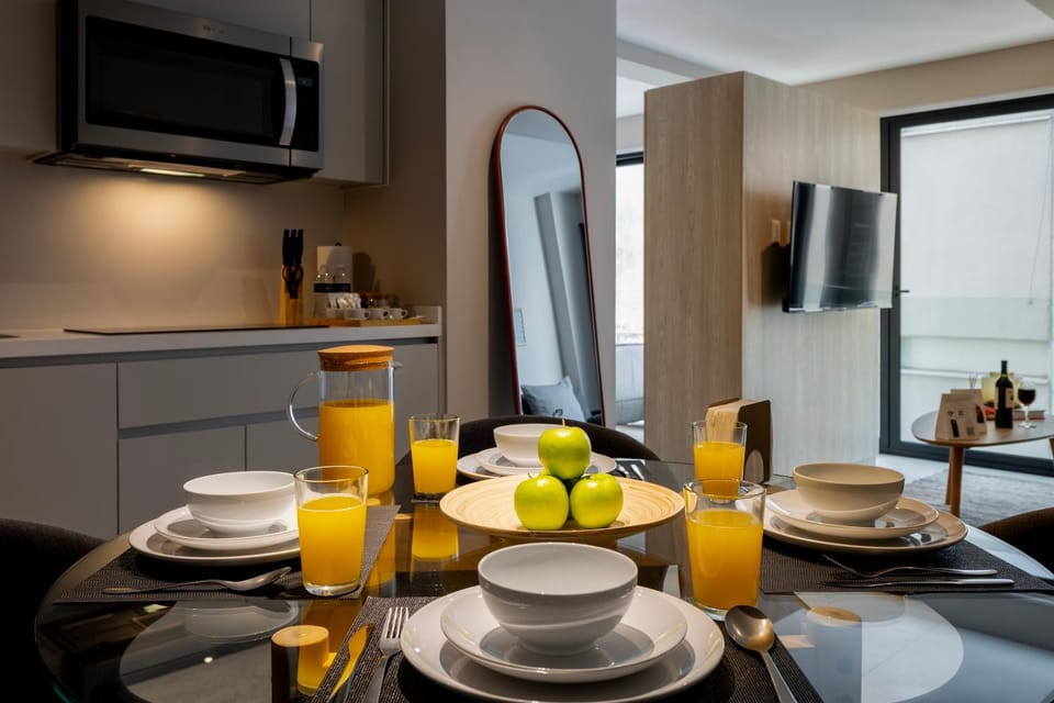 TV and multimedia, Kitchen or kitchenette, Dining area