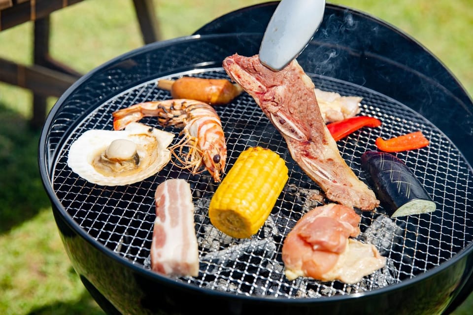 BBQ facilities, Food and drinks, Food