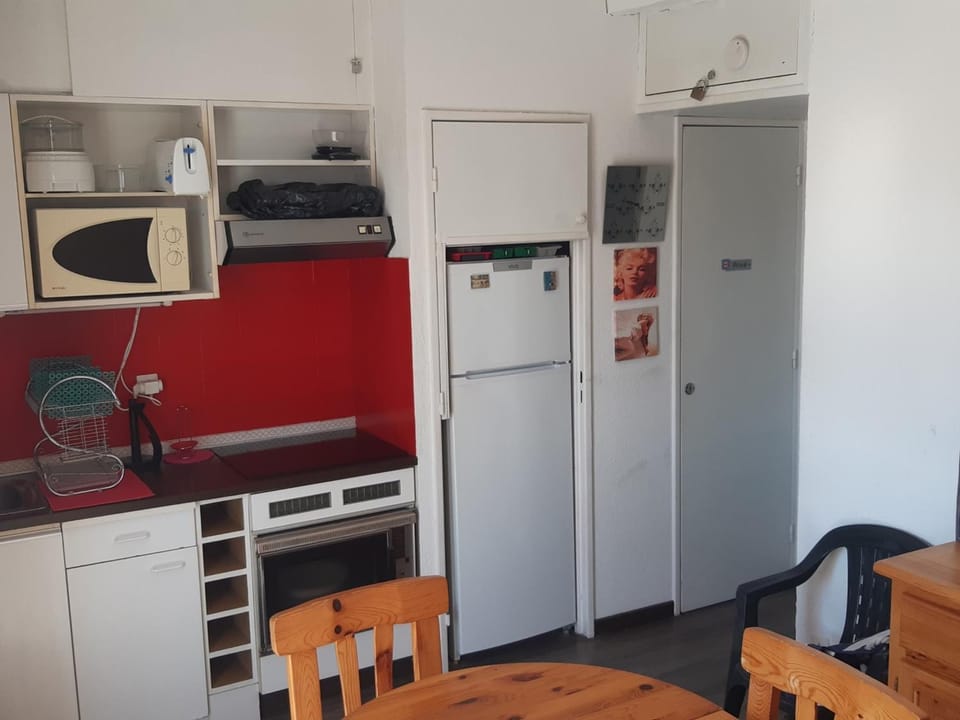 Bel Appartement T2 Proche Plage à Leucate, Terrasse, Parking, 4 Pers. - FR-1-798-15 Apartment in Leucate
