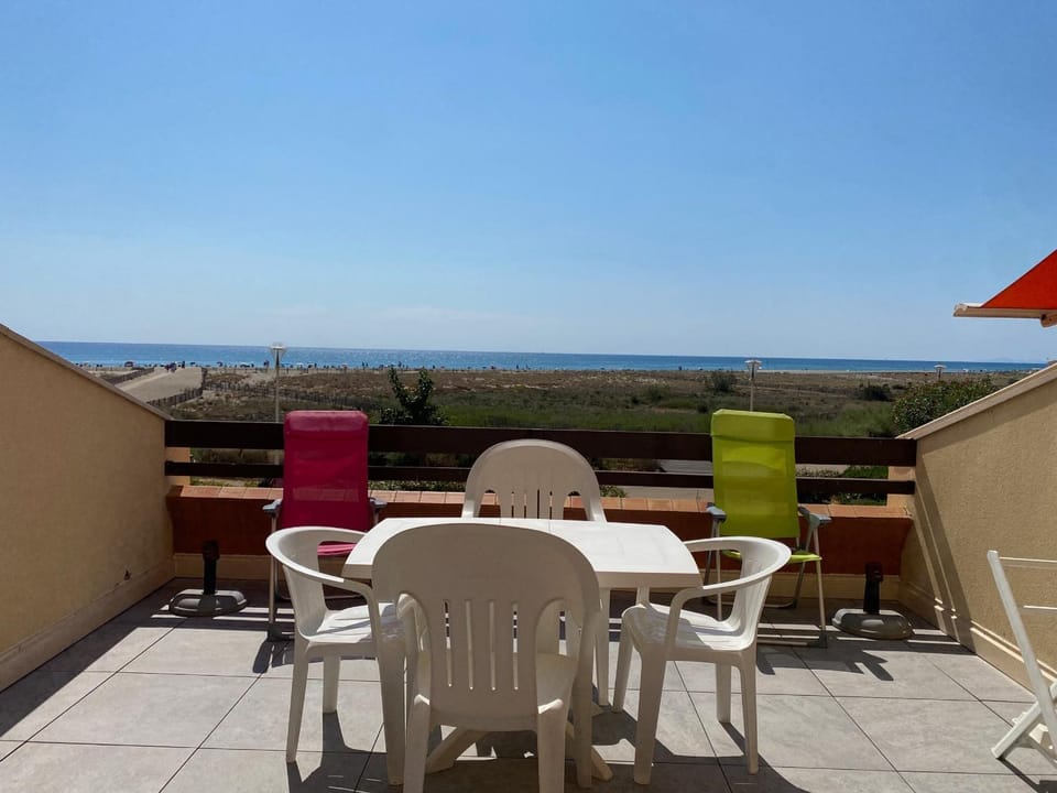 Studio Cabine 4 Pers. Face Mer avec Parking - Port Leucate Cabin in Le Barcarès