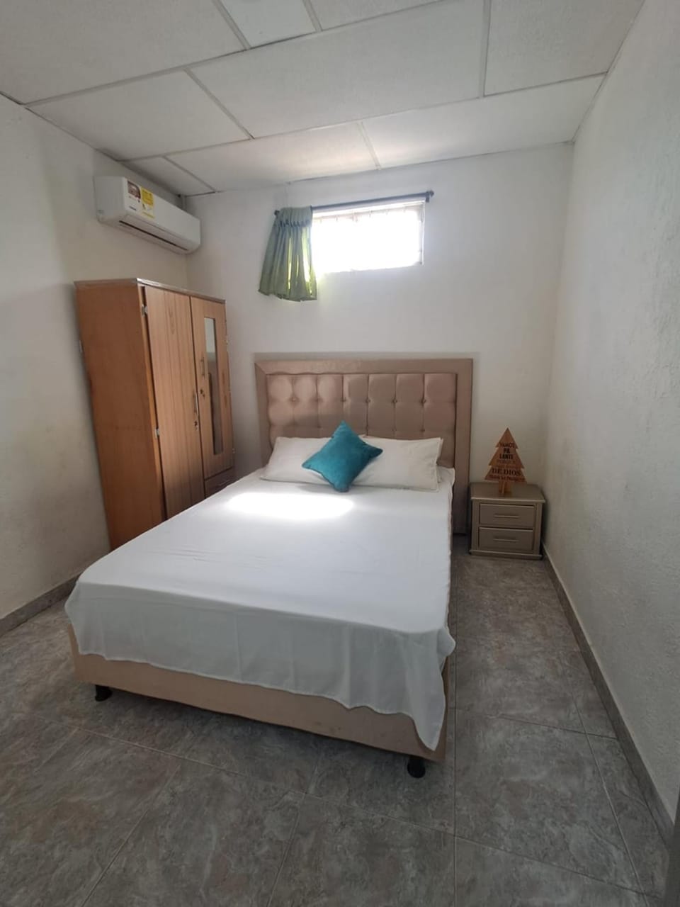 Bed, Photo of the whole room, Bedroom, wardrobe, air conditioner