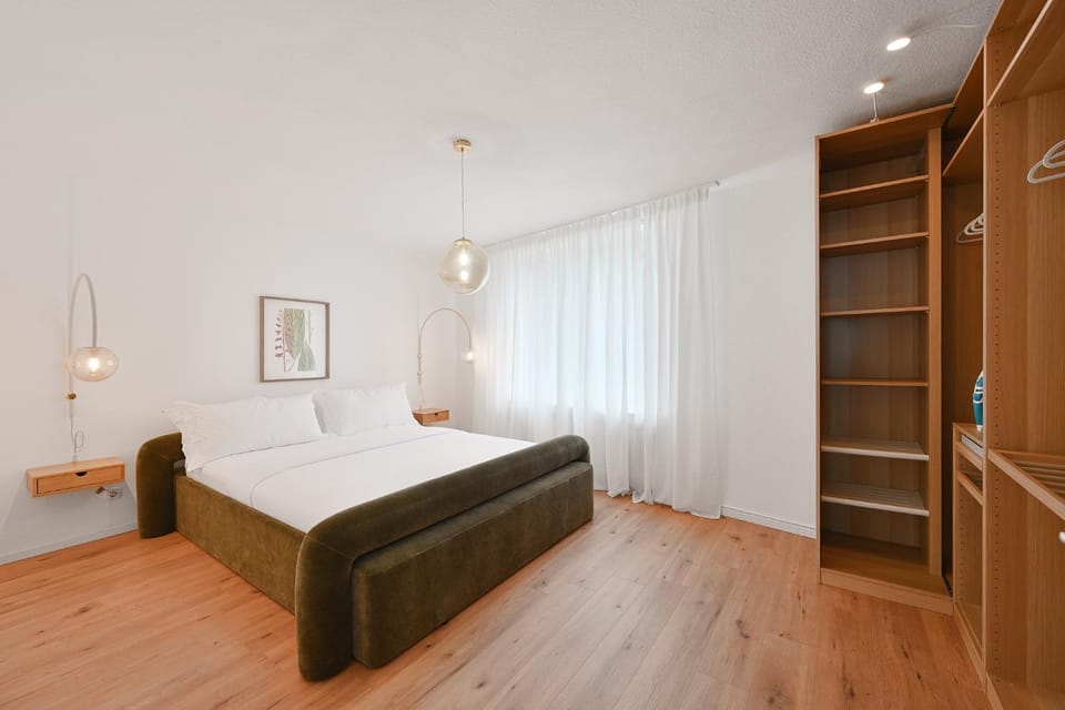 Bed, Photo of the whole room, Bedroom, wardrobe