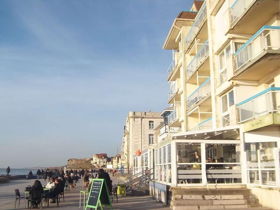 T2 Cabine avec Balcon et WIFI sur la Digue de Wimereux - FR-1-675-39 Cabin in Wimereux