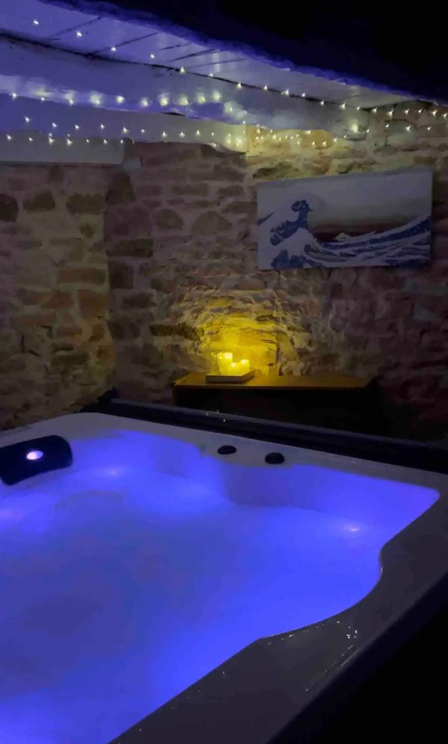Hot Tub, Hot Tub, Spa and wellness centre/facilities