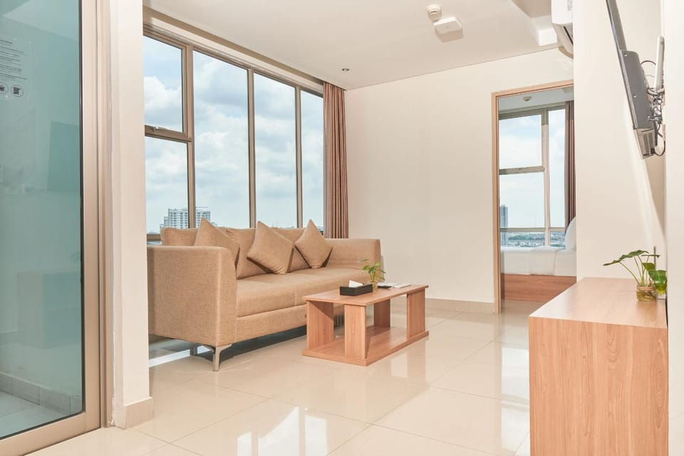 Horison Suite & Residences Iswara Bekasi Hotel in West Java