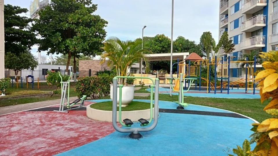 Day, Natural landscape, Fitness centre/facilities