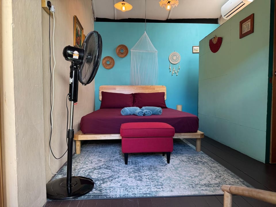 Photo of the whole room, Bedroom