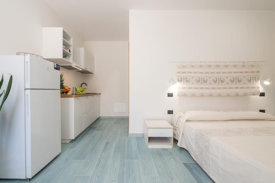 Living room, Bedroom